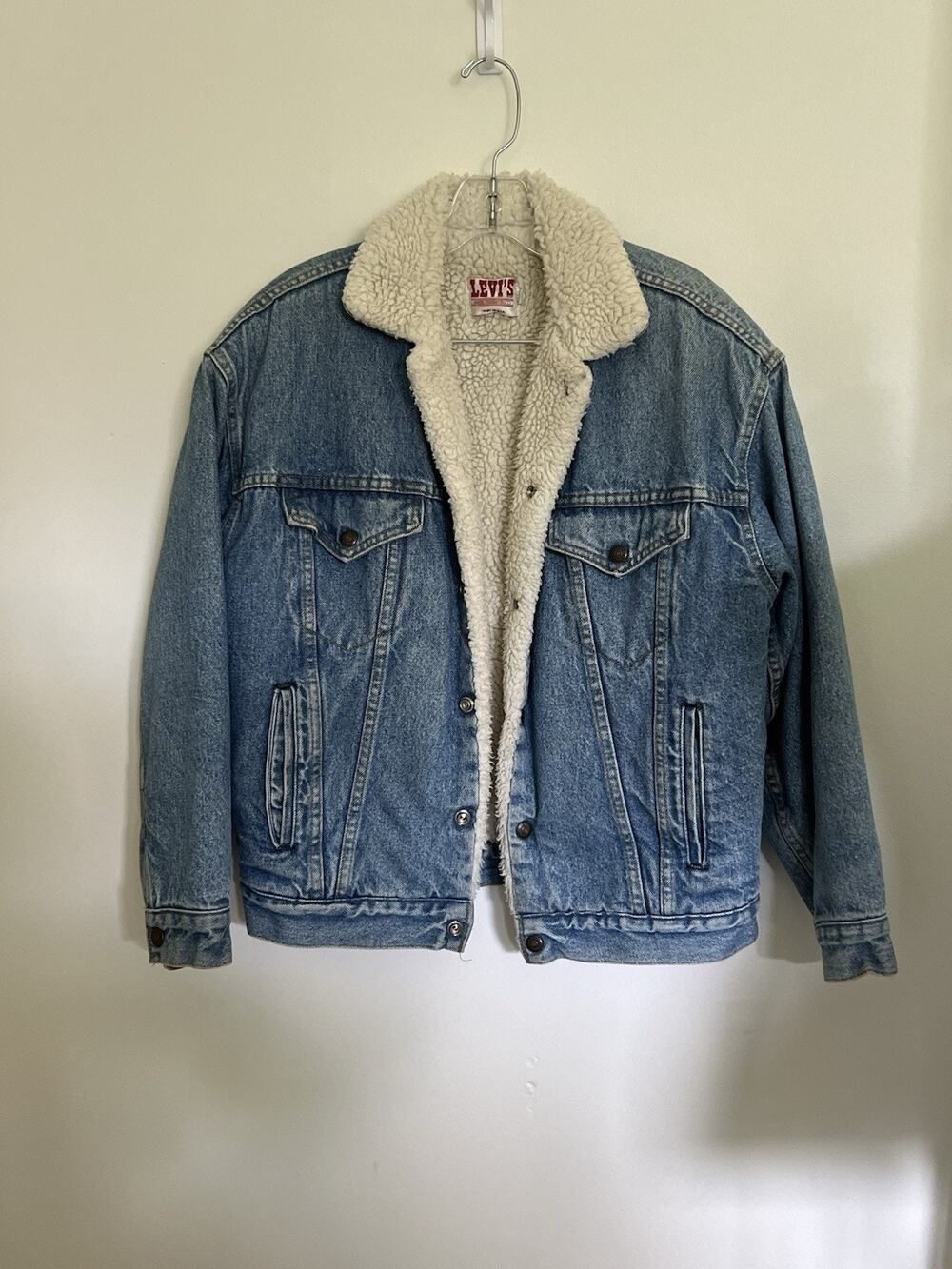 Levi's Men's Denim Trucker Jacket Sherpa Lining Size large Vintage 1970s 80s